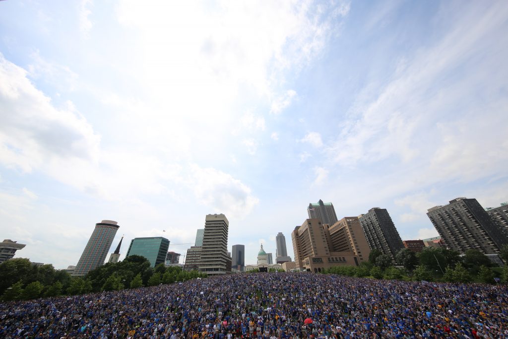 A Historic Day At Gateway Arch National Park 